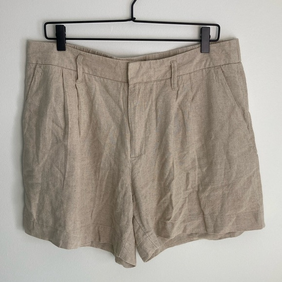 A New Day Linen Blend Khaki Tan Shorts Women's Size 12 Front Pockets Lightweight - Picture 1 of 7